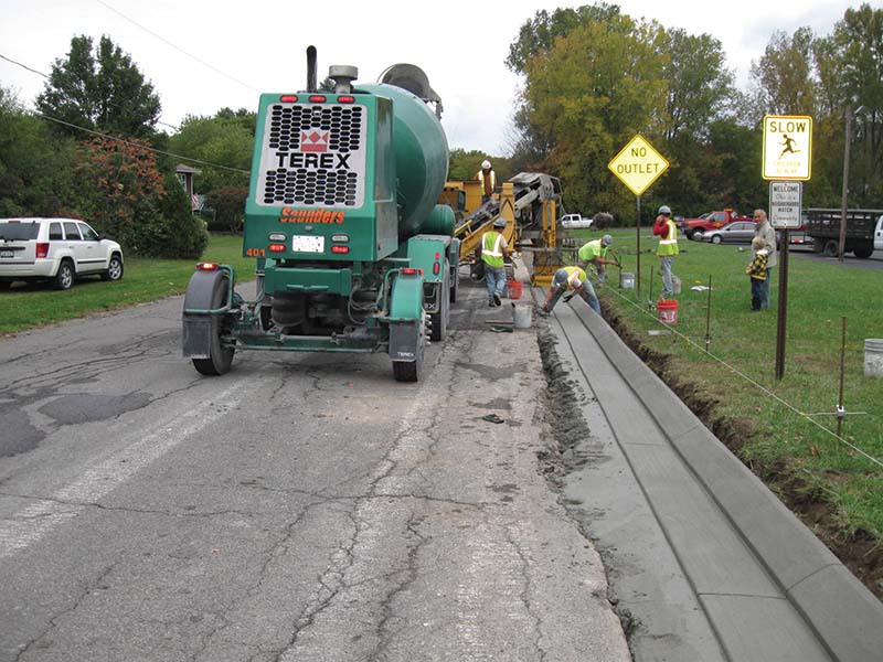 Lan-Co Pouring Concrete in Town of Clay